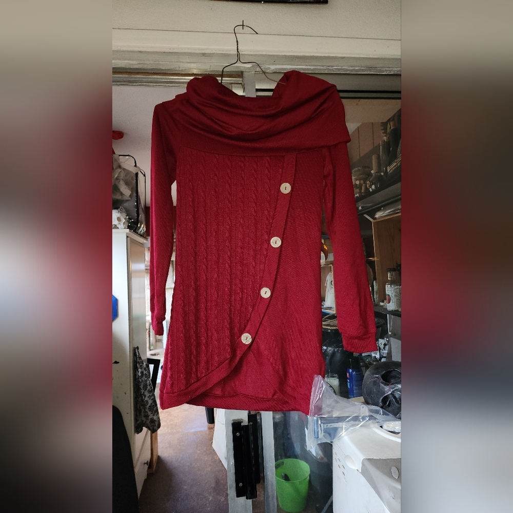 Crossbutton Sweater shoulder drape